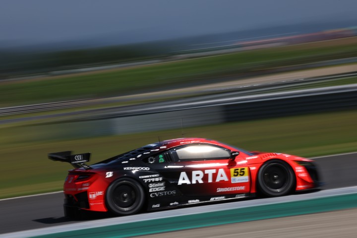 公式練習: 高木真一／佐藤蓮組（ARTA NSX GT3）