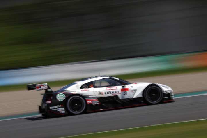 公式練習: 平手晃平／千代勝正組（CRAFTSPORTS MOTUL GT-R）