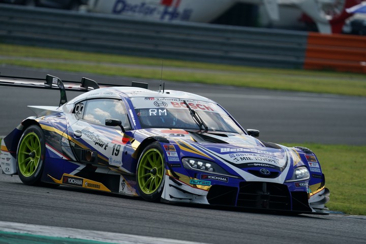 ノックアウトQ2: 国本雄資／宮田莉朋組（WedsSport ADVAN GR Supra）