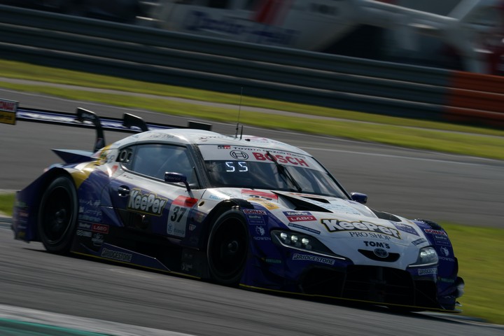 ノックアウトQ2: 平川亮／阪口晴南組（KeePer TOM'S GR Supra）