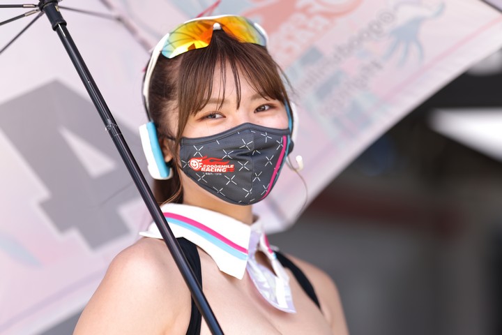 ピットビューイング: レースクイーン