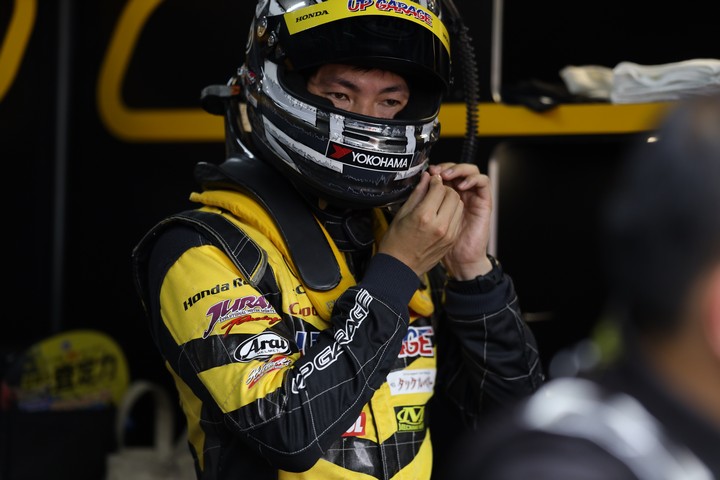 スタート進行: 小林崇志（TEAM UPGARAGE）