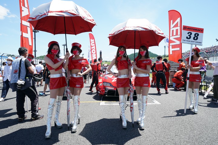 スタート進行: レースクイーン