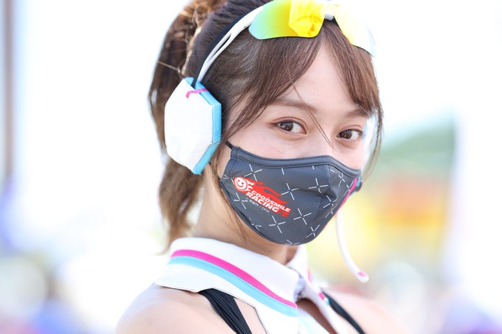 スタート進行: レースクイーン