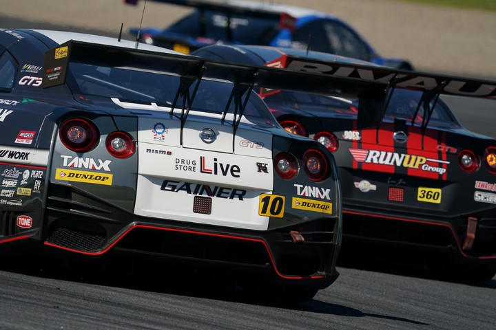 決勝レース: 星野一樹／石川京侍組（GAINER TANAX with IMPUL GT-R）