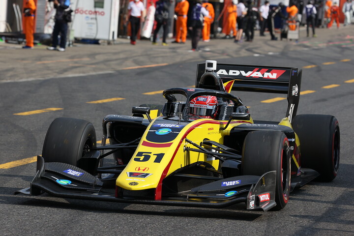 予選3位は松下信治（B-MAX RACING TEAM）