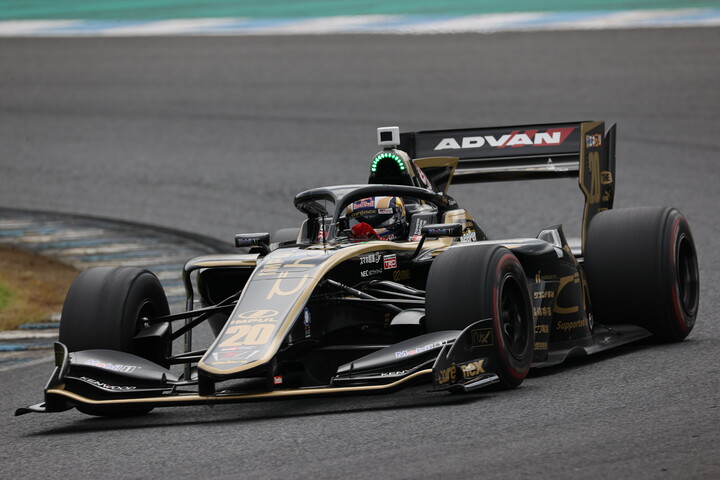 決勝4位は平川亮（carenex TEAM IMPUL）