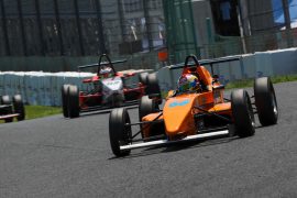 野島遼葵と安田航のトップ争い