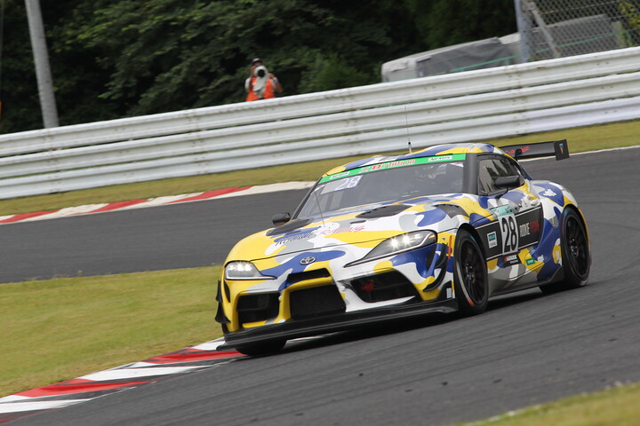 ST-Qクラスの蒲生尚弥／豊田大輔／山下健太／小倉康宏組（28号車・ORC ROOKIE Racing GR SUPRA）