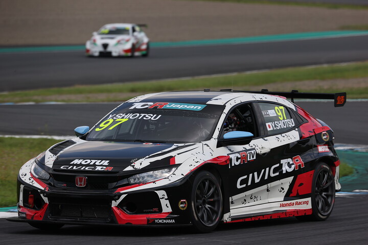 決勝2位は塩津佑介（DOME RACING）