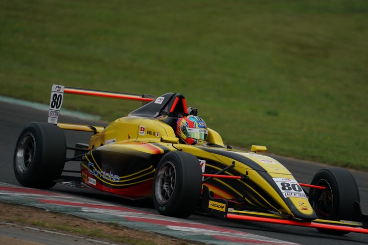 決勝3位は伊東黎明（OTG DL F4CHALLENGE）