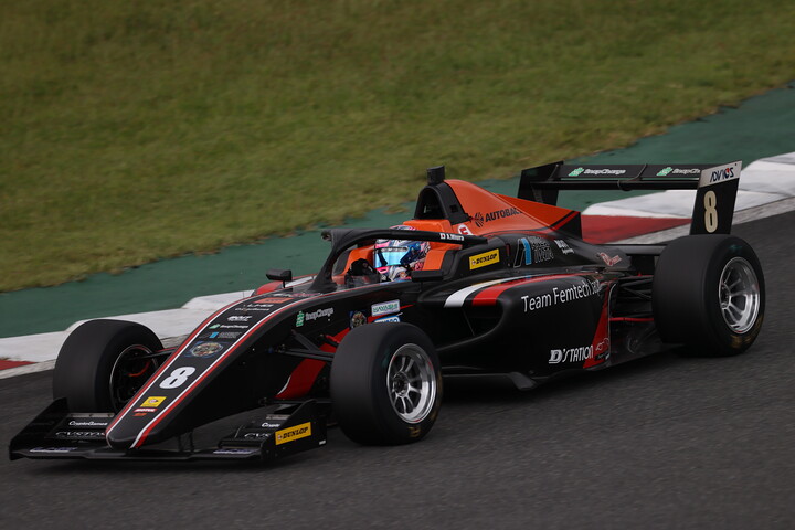 決勝3位は三浦愛（ARTA F111/3）