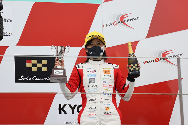 決勝3位の三浦愛（Team Super License）