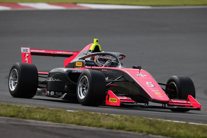 第7戦、第9戦とも予選4位の塩津佑介（Sutekina Racing）