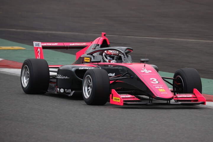 予選4位の小川颯太（Sutekina Racing）