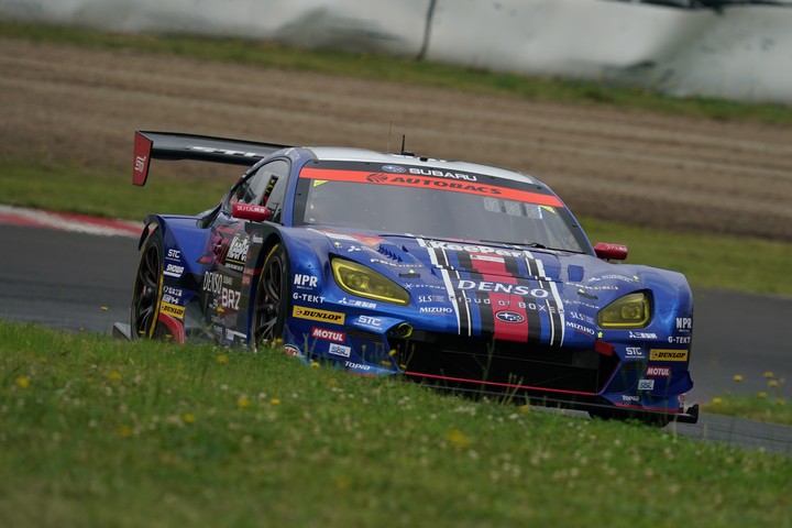 公式練習: GT300クラストップタイムは井口卓人／山内英輝組（SUBARU BRZ R&D SPORT）