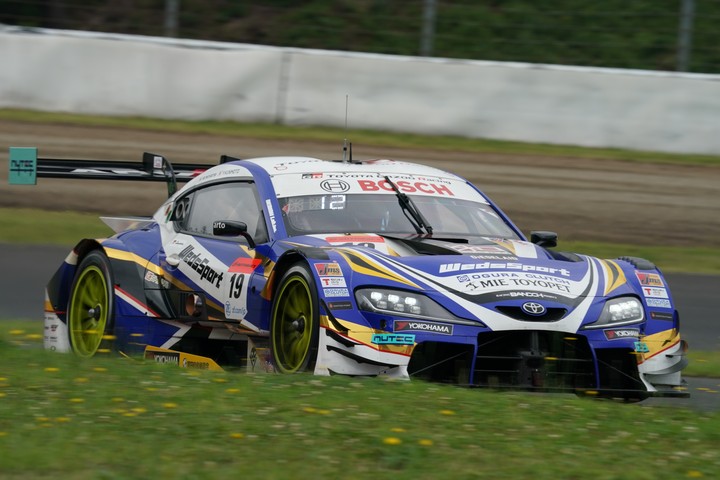 公式練習: 国本雄資／宮田莉朋組（WedsSport ADVAN GR Supra）