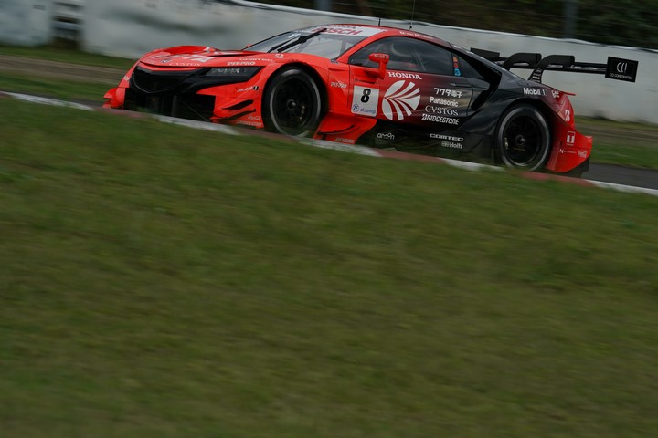 公式練習: 野尻智紀／福住仁嶺組（ARTA NSX-GT）
