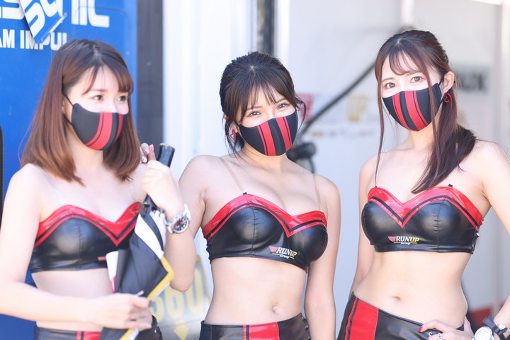 レースクイーン