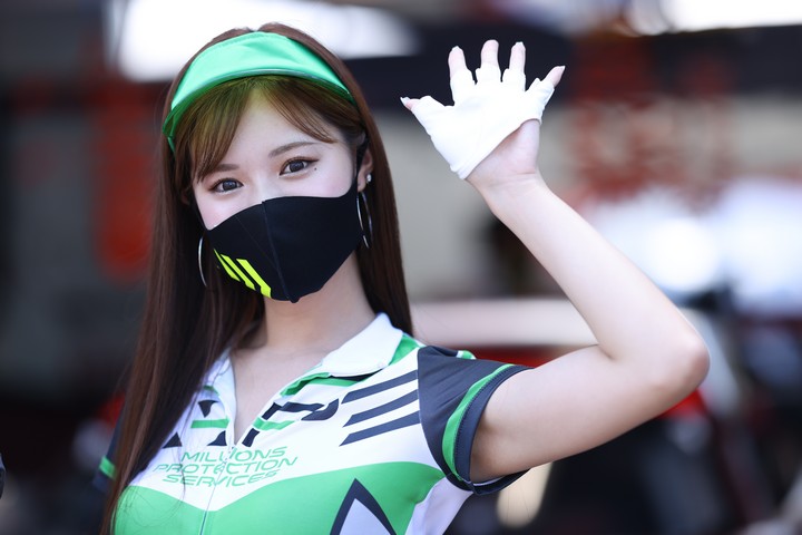 レースクイーン