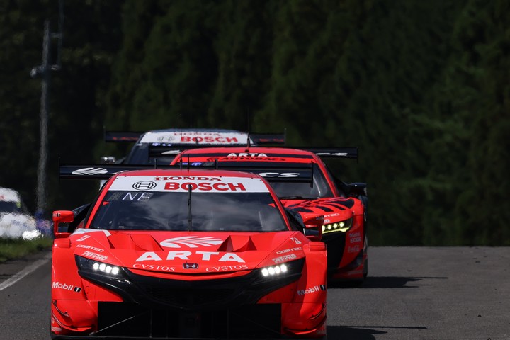 ウォームアップ: 福住仁嶺（ARTA NSX-GT）