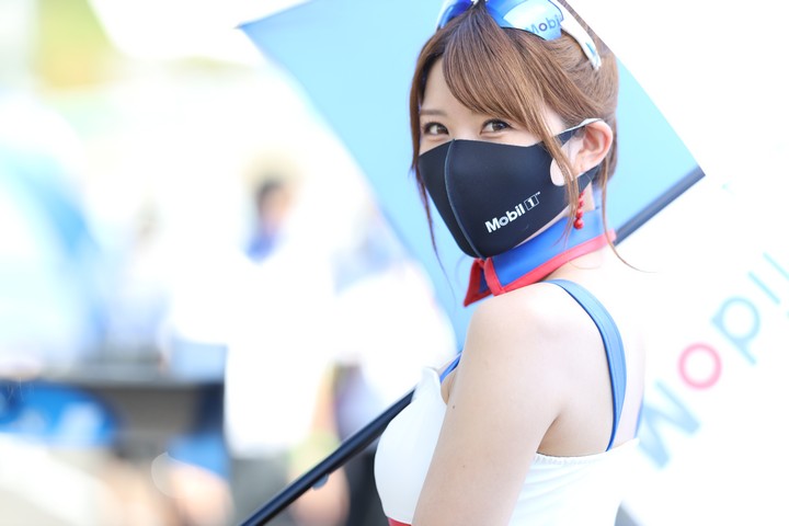 スタート進行: レースクイーン