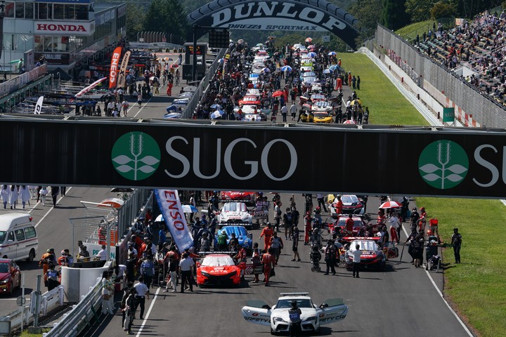 決勝レース: まもなくスタート