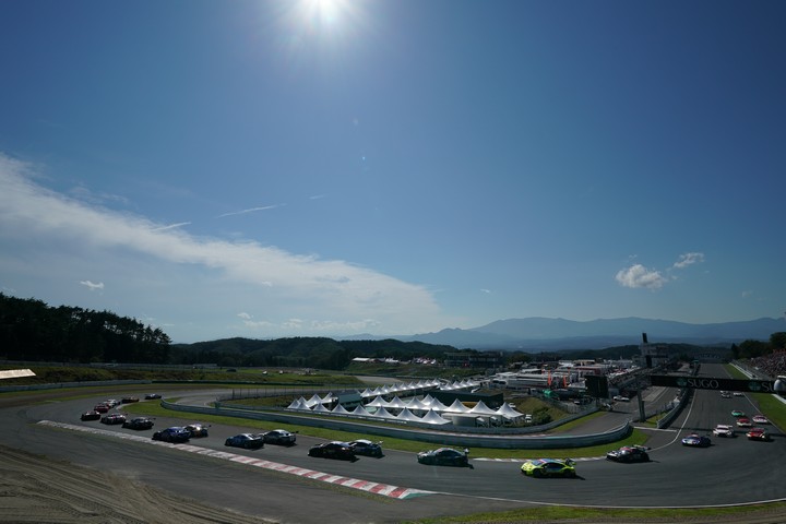 決勝レース: フォーメーションラップ