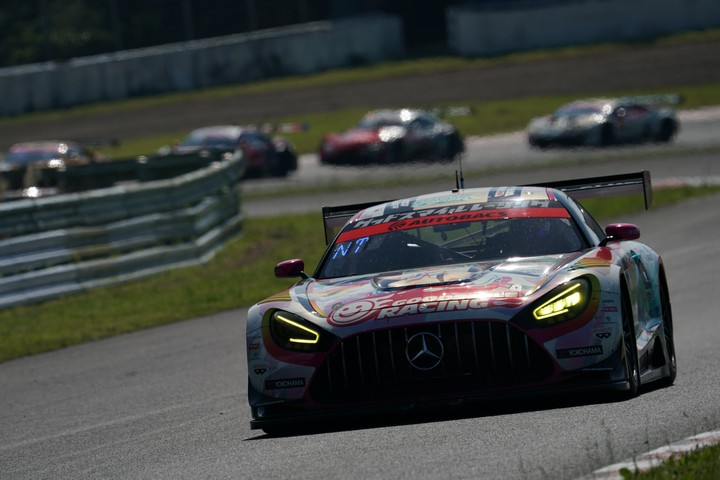 決勝レース: 谷口信輝（GOODSMILE RACING & TeamUKYO）
