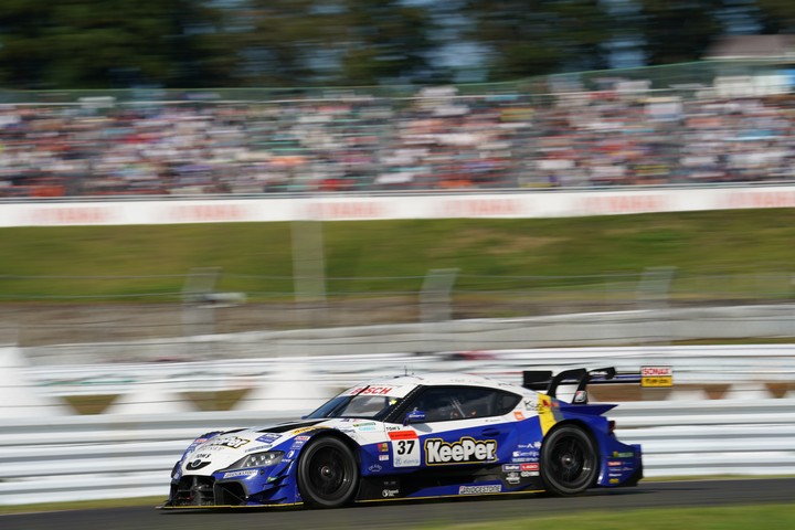 決勝レース: 平川亮／阪口晴南組（KeePer TOM'S GR Supra）