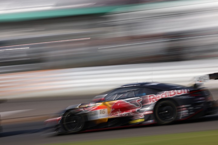 決勝レース: 笹原右京／大湯都史樹組（Red Bull MOTUL MUGEN NSX GT）