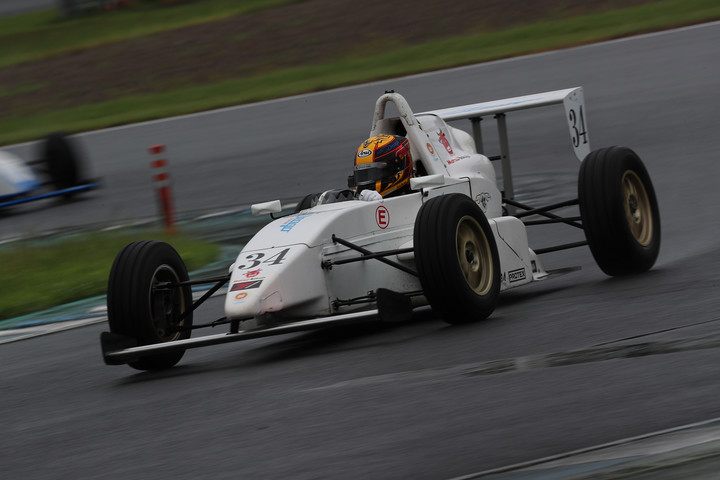 予選7位は度会太一（オートバックスドラゴコルセ）