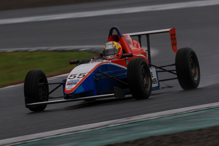 ジェントルマンクラス優勝は伊勢屋貴史（アルビ☆あやし眼科☆10V ED）