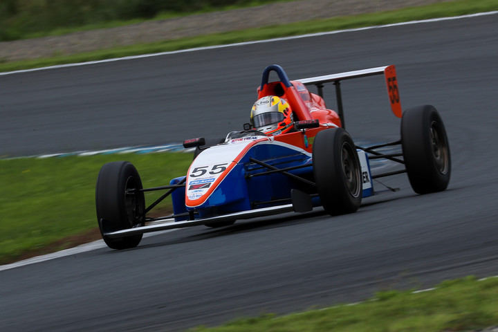 ジェントルマンクラスポールポジションは伊勢屋貴史（アルビ☆あやし眼科☆10V ED）