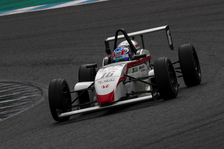 ジェントルマンクラス優勝は大貫直実（グレード1スズバンF109）