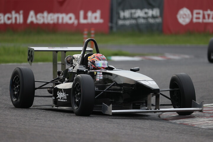 予選2位は佐藤巧望（MYST.KK-SII.制動屋.佐藤歯科）