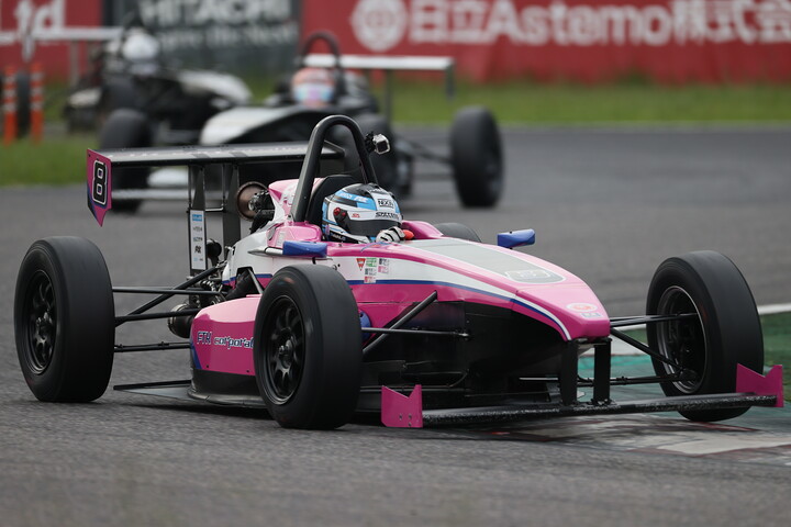 ポールポジションは岡本大地（FTK・レヴレーシングガレージ）