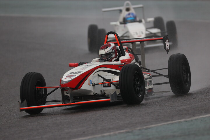 決勝6位は小松響（Rn-sports･OKABE･KK-SII）