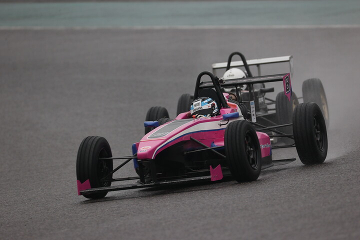 岡本大地と冨田自然のトップ争い