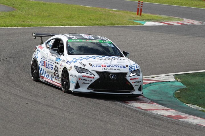 ST-3クラスポールポジションは冨林勇佑／大島和也／石井宏尚組（39号車・エアーバスターWinmax RC350 TWS）