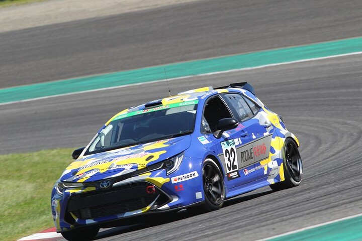 井口卓人／佐々木雅弘／MORIZO／松井孝允組（32号車・ORC ROOKIE Corolla H2 concept）