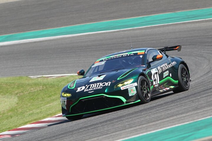 ST-Zクラス優勝は星野辰也／織戸学／篠原拓朗／浜健二組（47号車・D'station Vantage GT4）