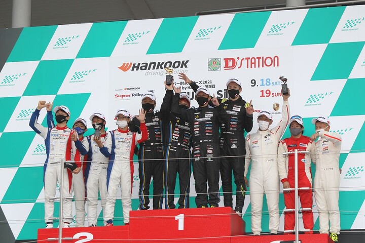 ST-5クラスの表彰式