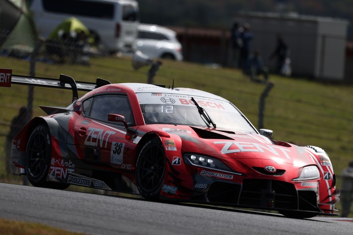 公式練習: ZENT CERUMO GR Supra（立川祐路／石浦宏明）