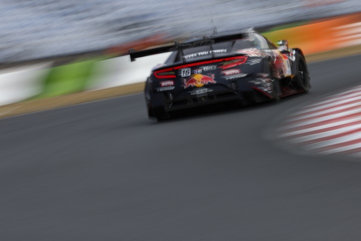 公式練習: Red Bull MOTUL MUGEN NSX GT（笹原右京／大湯都史樹）