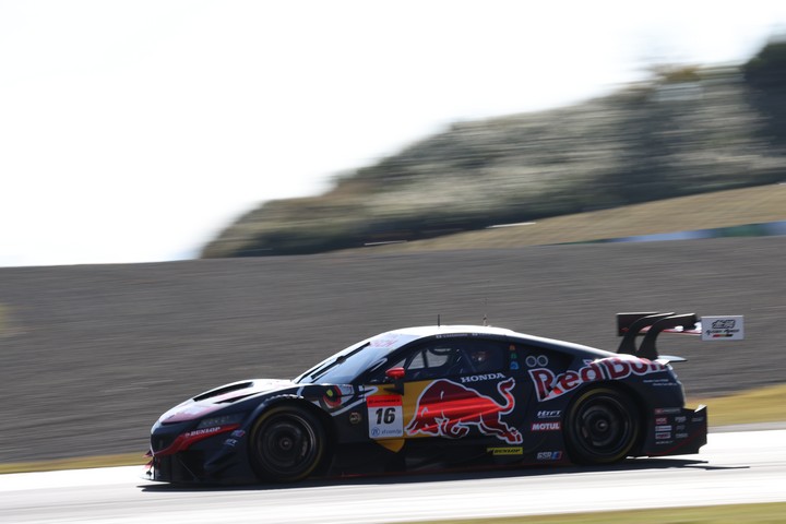 公式予選: Red Bull MOTUL MUGEN NSX GT（笹原右京／大湯都史樹）