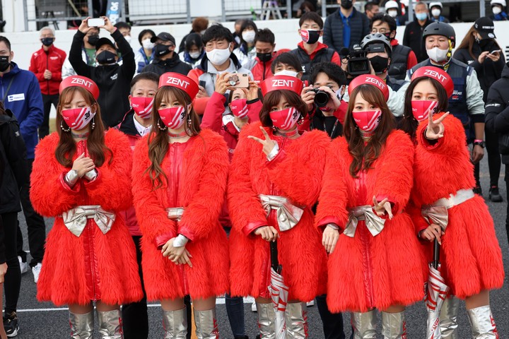 レースクイーン