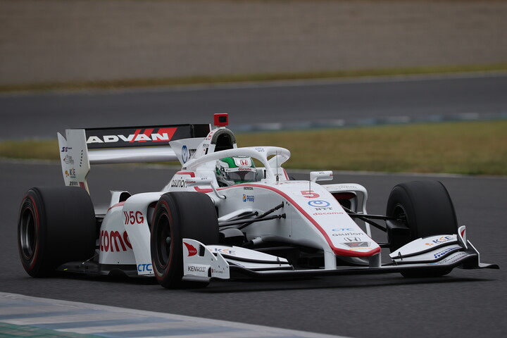 フリー走行1回目: トップタイムは福住仁嶺（DOCOMO TEAM DANDELION RACING）