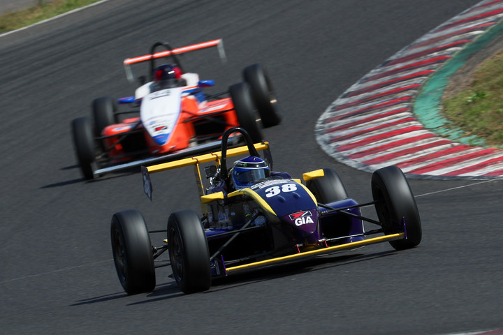 小林雄太と磐上隼斗