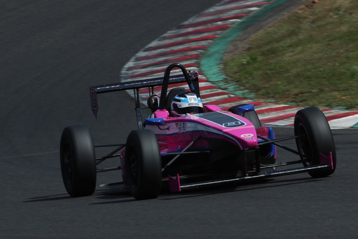 ポールポジションは岡本大地（FTK･レヴレーシングガレージ）